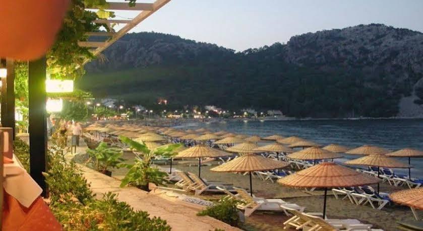 Zeybek Hotel トゥルンチュ エクステリア 写真