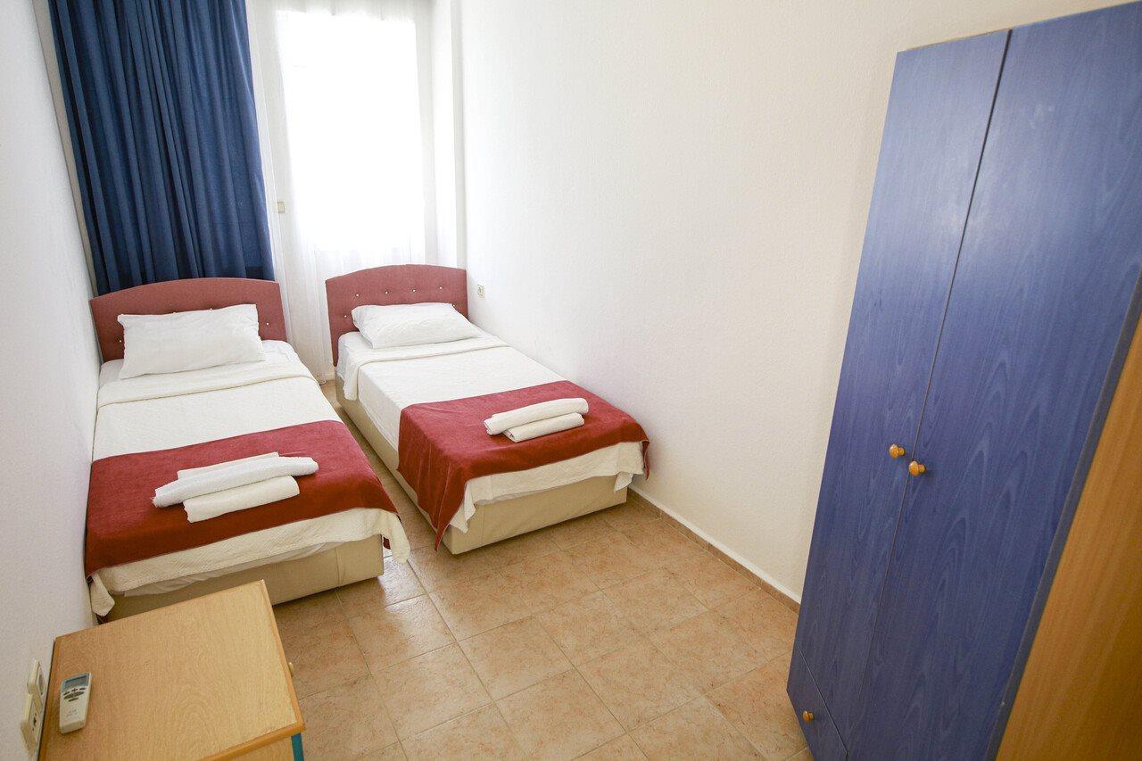Zeybek Hotel トゥルンチュ エクステリア 写真